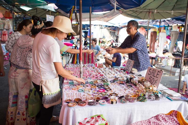 Life of a Jewelry Designer: Selling at Markets