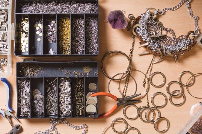 Should You Buy Jewelry Supplies from a Wholesaler? 